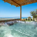 公寓 7days I Relax With Private Jacuzzi & Seaview Agkidia